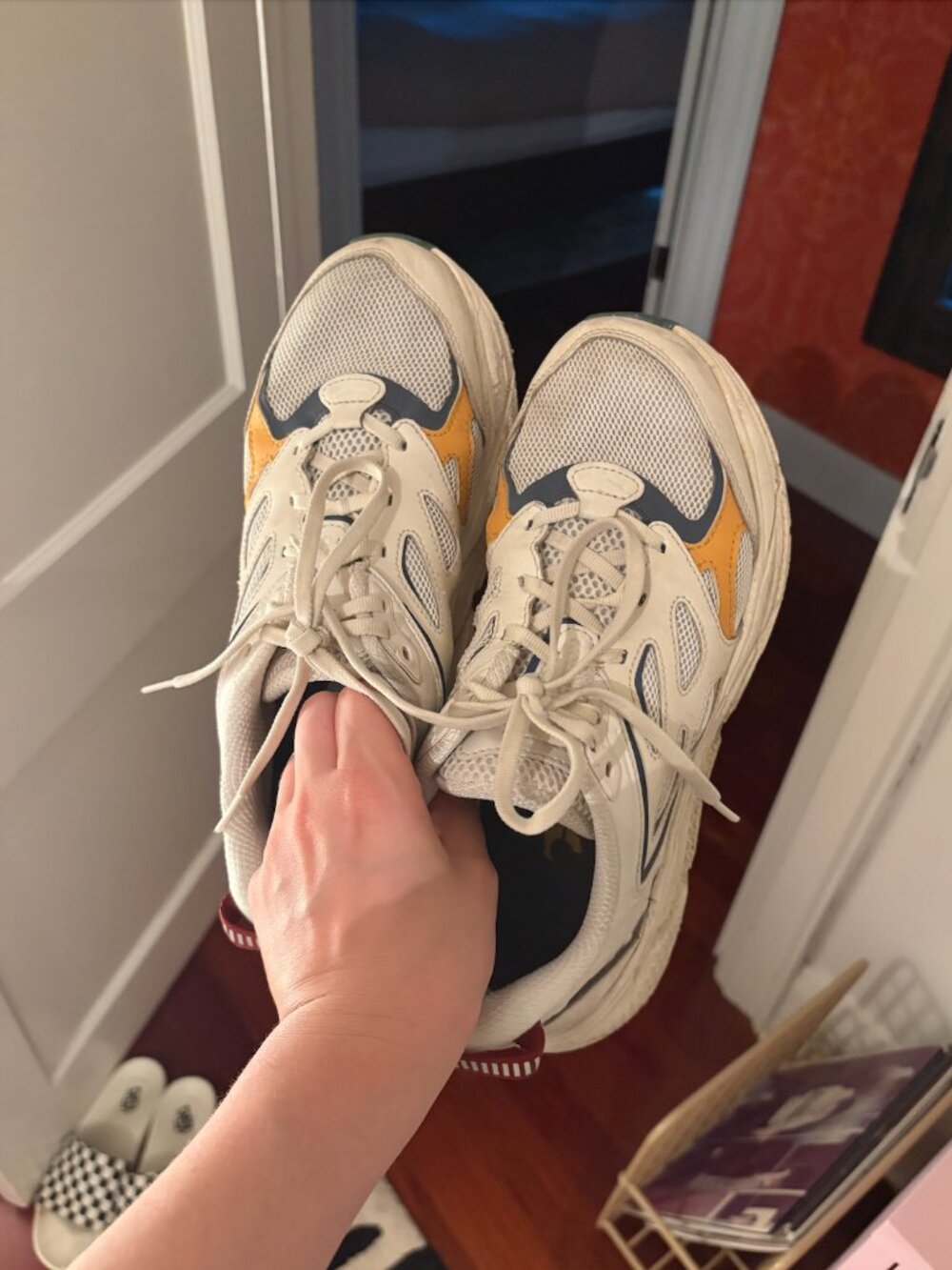 HOKA Clifton L - Oatmilk Alabaster